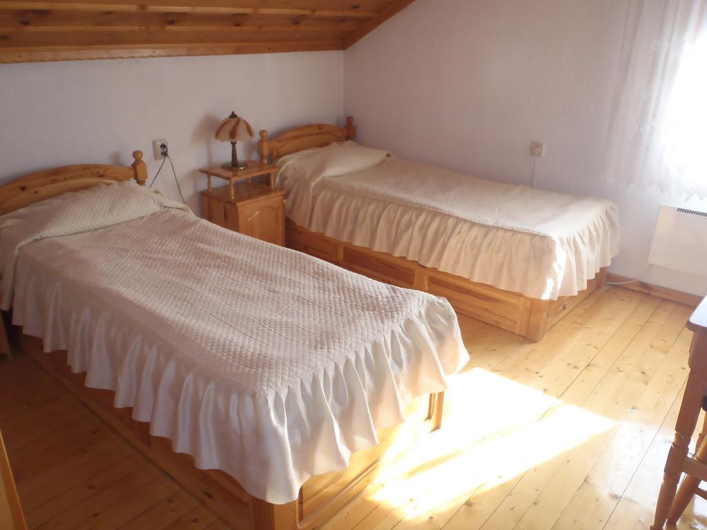 Guest House Chepelare Eksteriør billede
